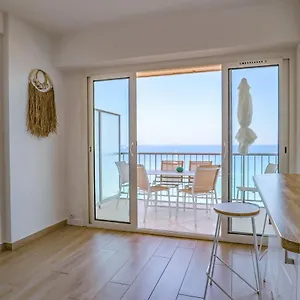 Appartement Bord De - En Front De, Le Lavandou